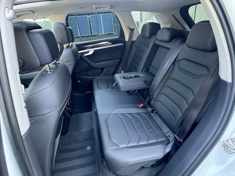 Volkswagen Touareg 3.0 V6 TDI SCR R-LINE — foto 11
