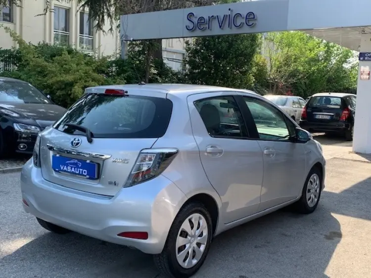 Toyota Yaris — foto 10