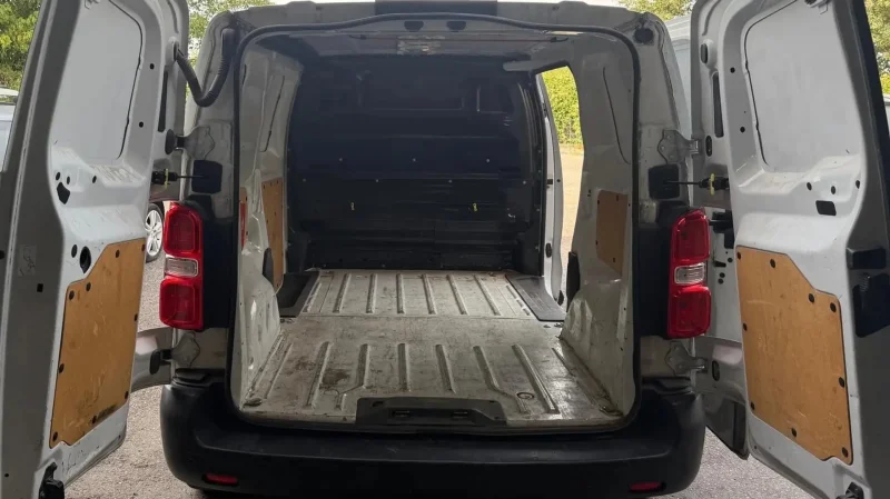 Peugeot Expert BlueHDi 115 S&S PC-TN Furgone Premium Compa — foto 10