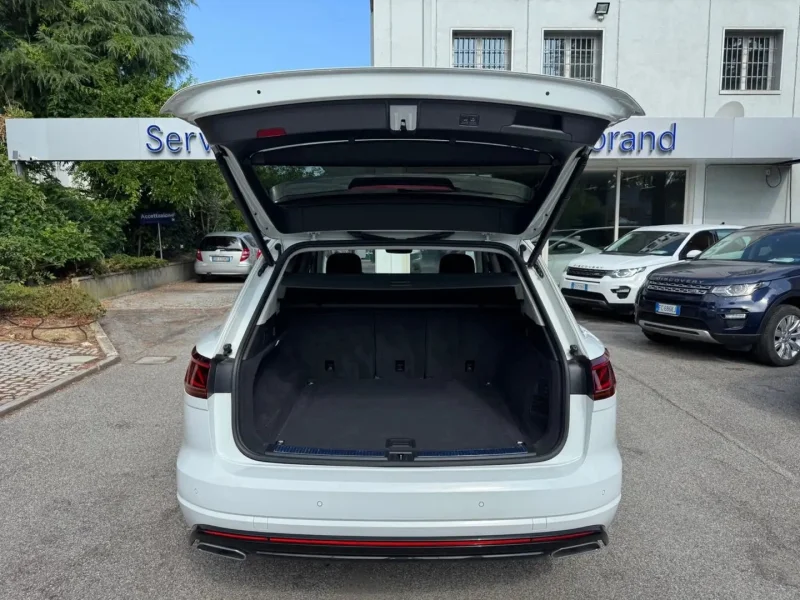 Volkswagen Touareg 3.0 V6 TDI SCR R-LINE — foto 7
