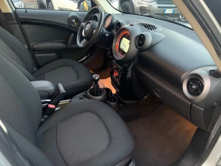 Mini Countryman — foto 6