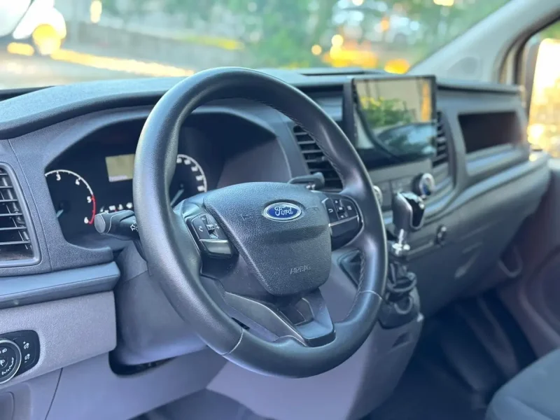 Ford Transit Custom 280 2.0 TDCi 130 PC Furgone Titanium — foto 8