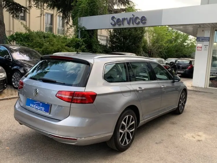 Volkswagen Passat Variant — foto 14