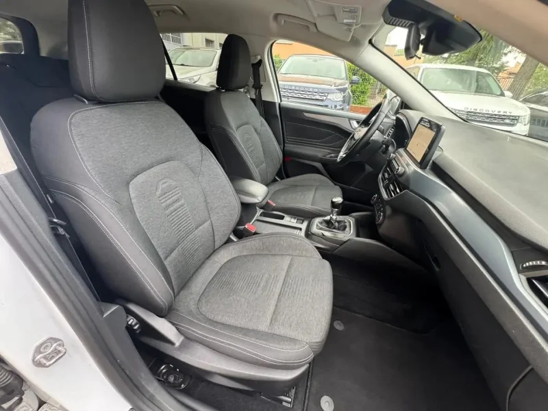 Ford Focus 1.5 EcoBlue 120 CV SW Active — foto 9