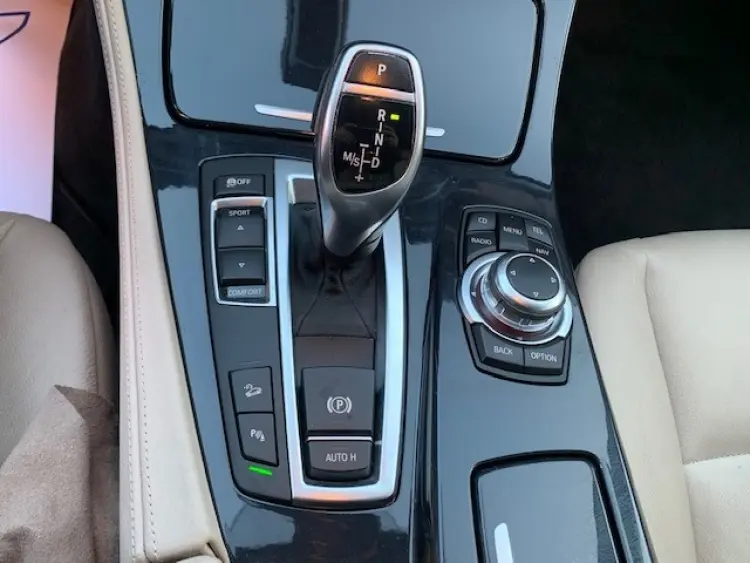 BMW 5 serie — foto 8