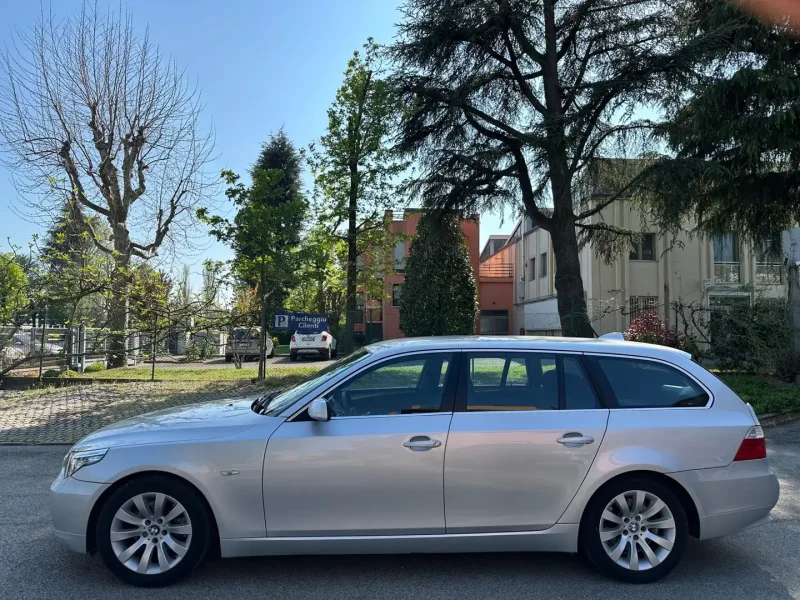 BMW Serie 5 E61 2007 Touring 520d Touring — foto 4