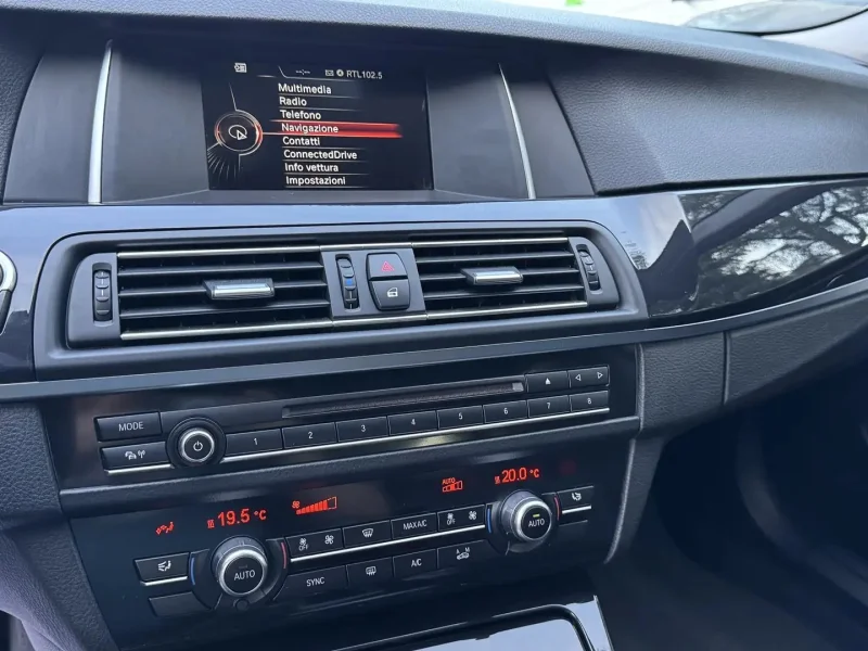 BMW Serie 5 520d F10 Berlina Luxury 190cv — foto 12