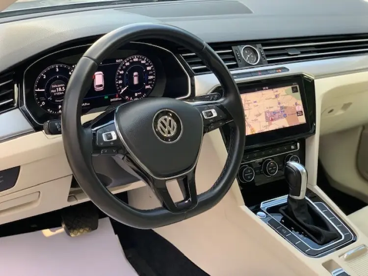 Volkswagen Passat Variant — foto 3