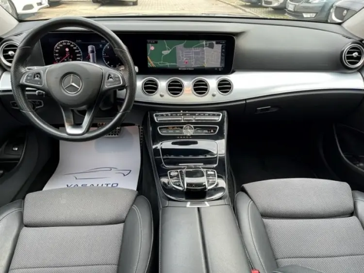 Mercedes-Benz E-Classe — foto 12