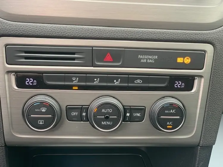 Volkswagen Golf Sportsvan — foto 11