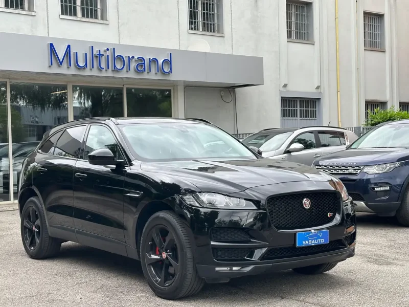 Jaguar F-Pace