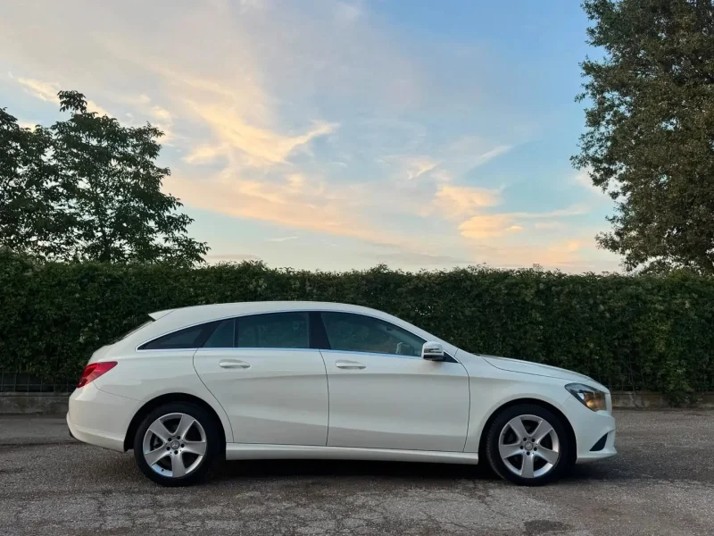Mercedes-Benz CLA 180 d Executive FL — foto 4