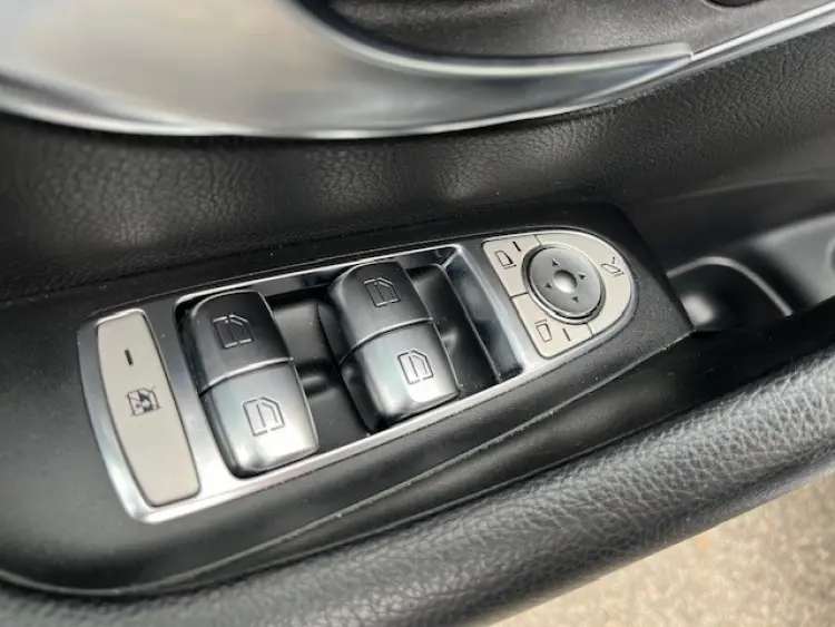 Mercedes-Benz E-Classe — foto 18