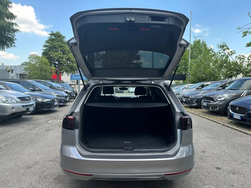 Volkswagen Passat Variant 2.0 TDI DSG Highline BlueMotion Technology — foto 24