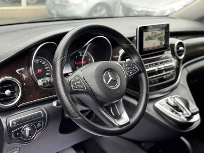 Mercedes-Benz V-Classe V 220 d Automatic 4Matic Executive Long — foto 10