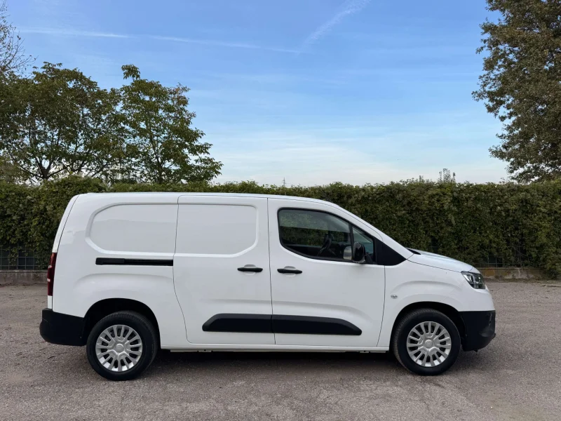 Toyota ProAce City 1.5D 130cv S&S L1 S Comfort - foto 3