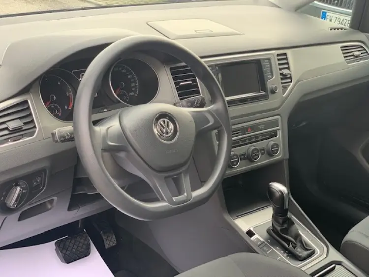 Volkswagen Golf Sportsvan — foto 2