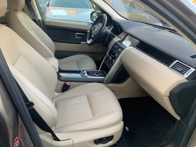 Land Rover Discovery Sport — foto 14