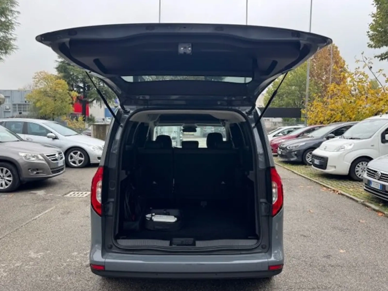 Mercedes-Benz EQT Long 200 — foto 7