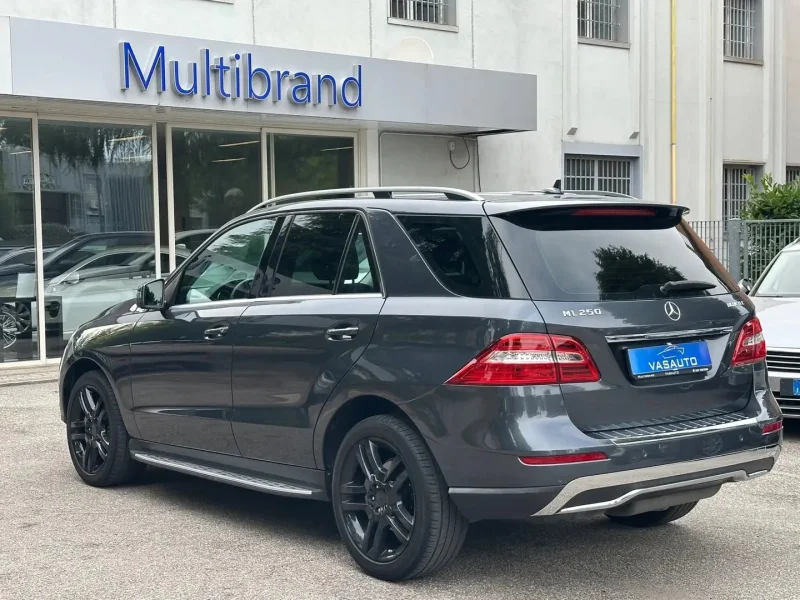 Mercedes-Benz Classe M ML 250 BlueTEC 4Matic Premium — foto 5