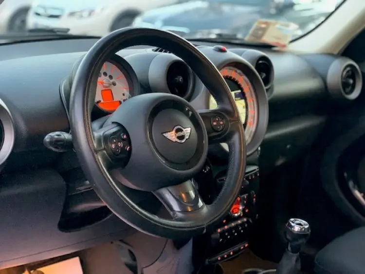 Mini Countryman — foto 3
