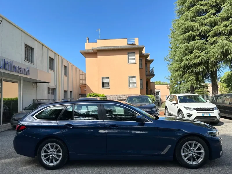 BMW Serie 5 530d 48V xDrive Touring Business — foto 3
