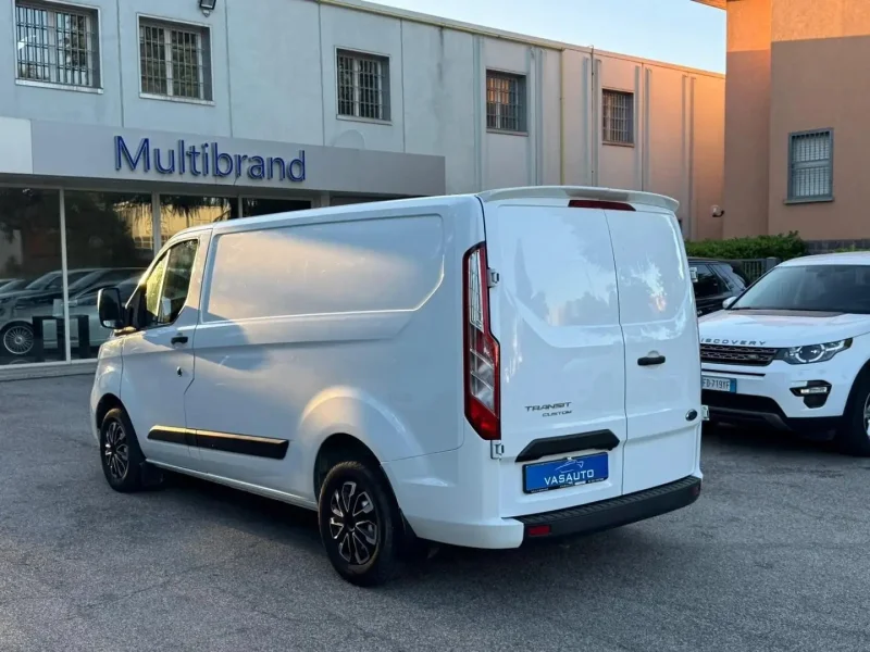 Ford Transit Custom 280 2.0 TDCi 130 PC Furgone Titanium — foto 5