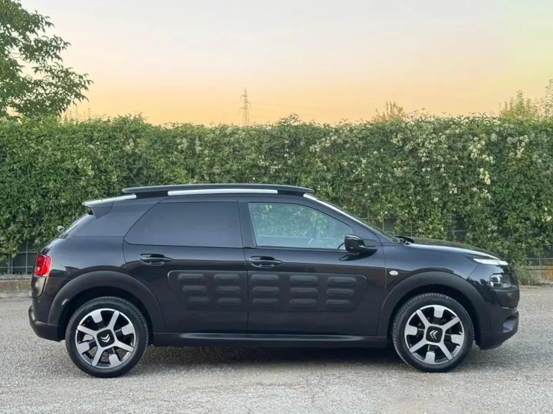Citroen C4 Cactus Cactus 1.2 puretech Shine 82cv E6