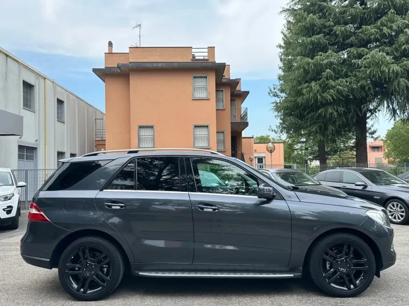 Mercedes-Benz Classe M ML 250 BlueTEC 4Matic Premium — foto 3